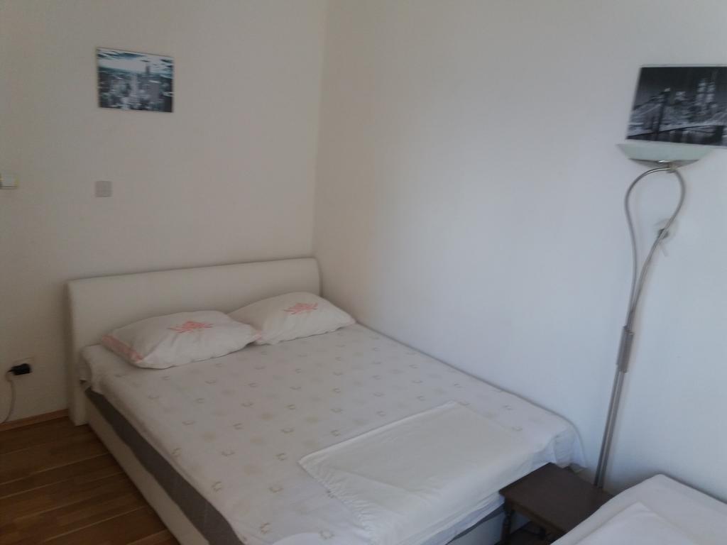 Studio Apartment Ema Split Exteriér fotografie